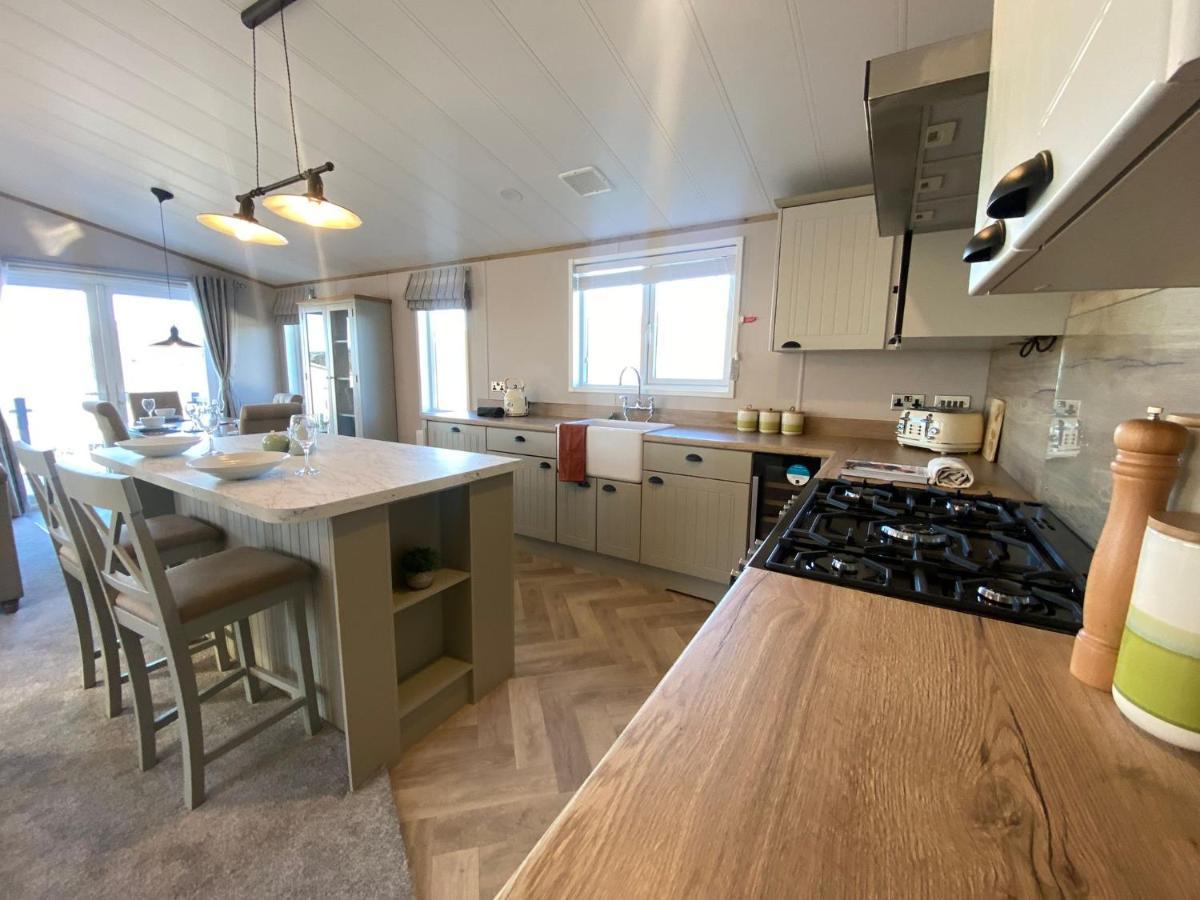 Daphne'S Lodge Mawgan Porth Eksteriør bilde