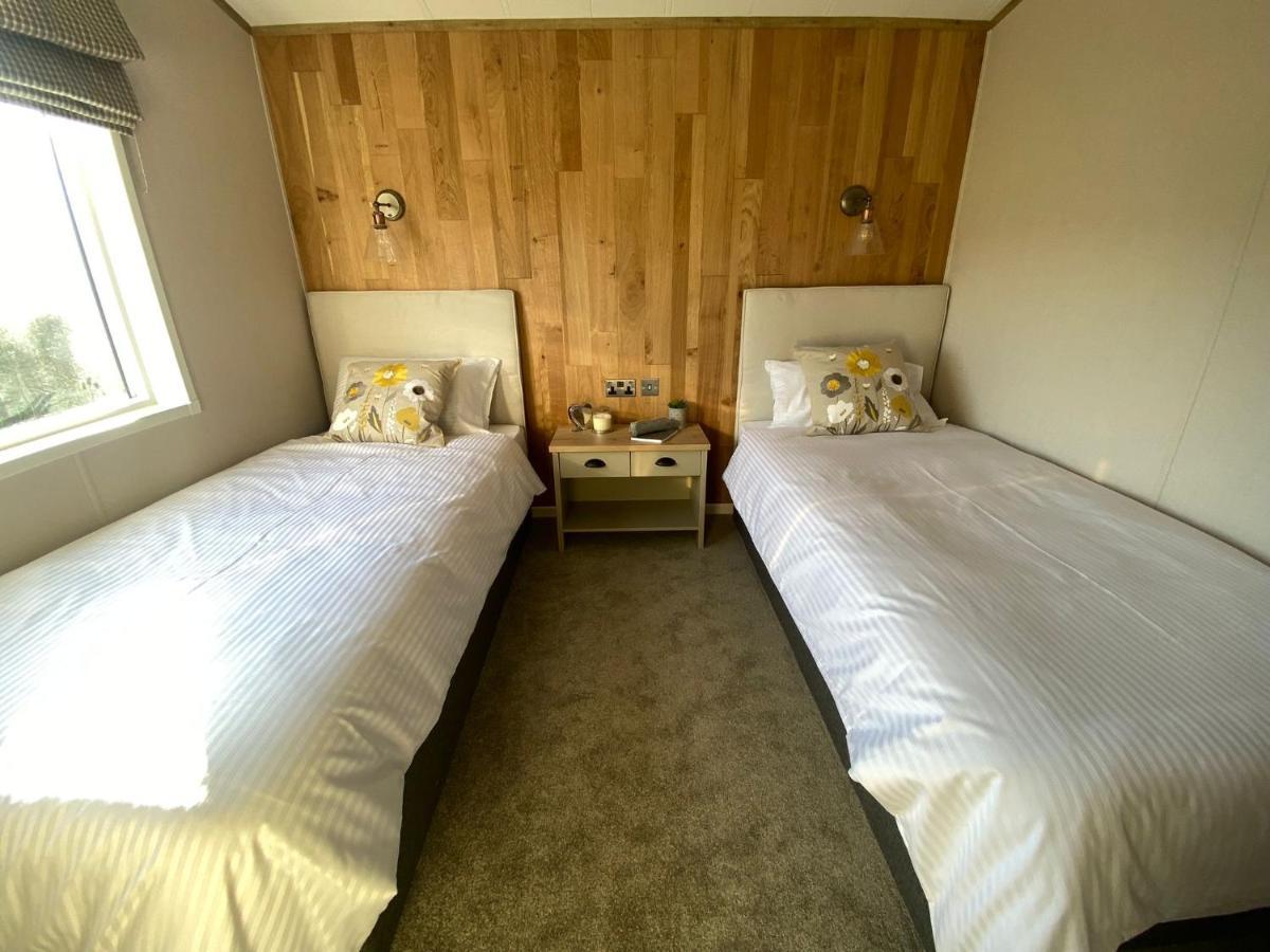 Daphne'S Lodge Mawgan Porth Eksteriør bilde